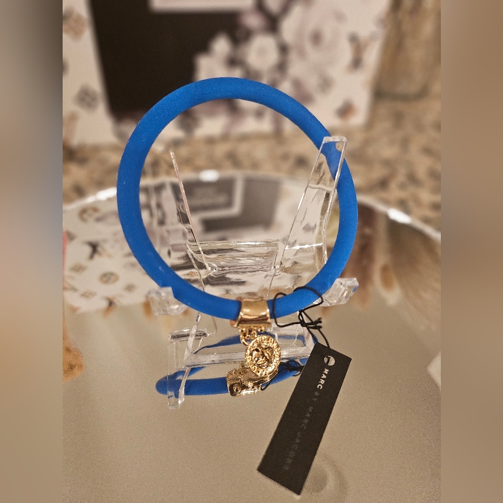 Marc Jacobs Blue Rubber Bracelet with Gold Charm. NWT